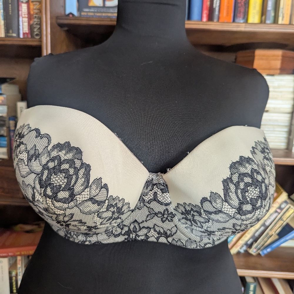 Torrid Elegant Black Lace Strapless Bra